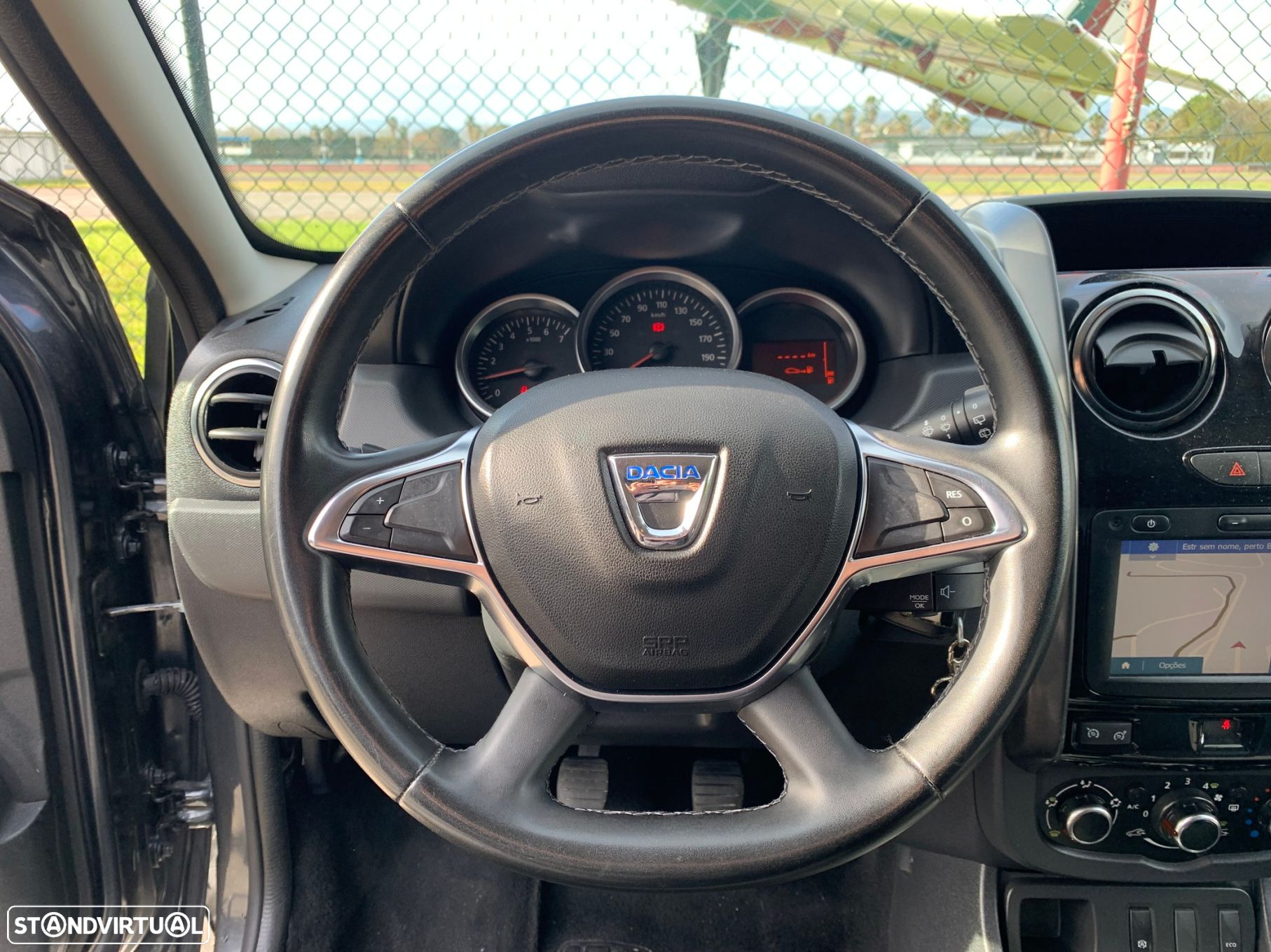 Dacia Duster 1.5 dCi SL Urban Explorer - 26