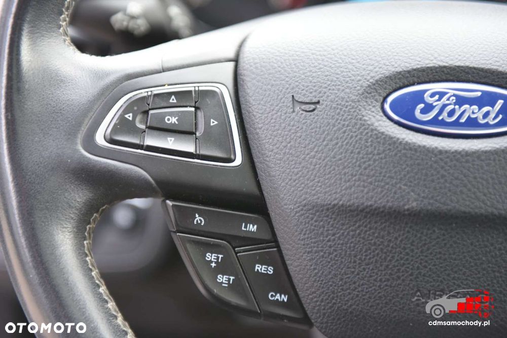 Ford Kuga - 32