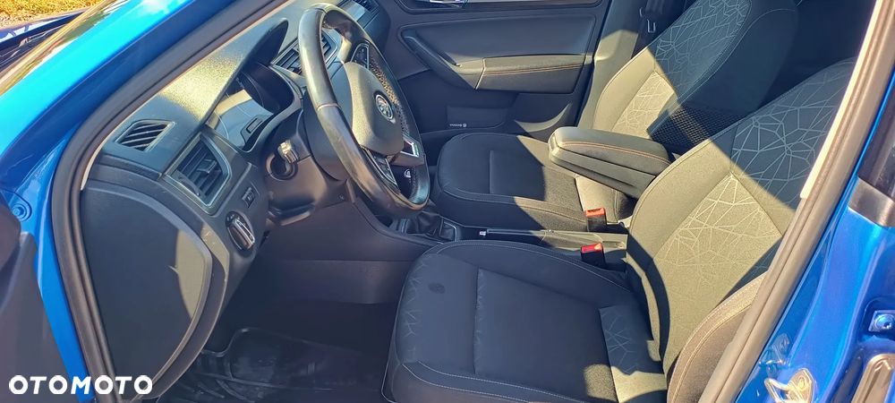 Skoda RAPID 1.0 TSI Cool Edition R&G - 12