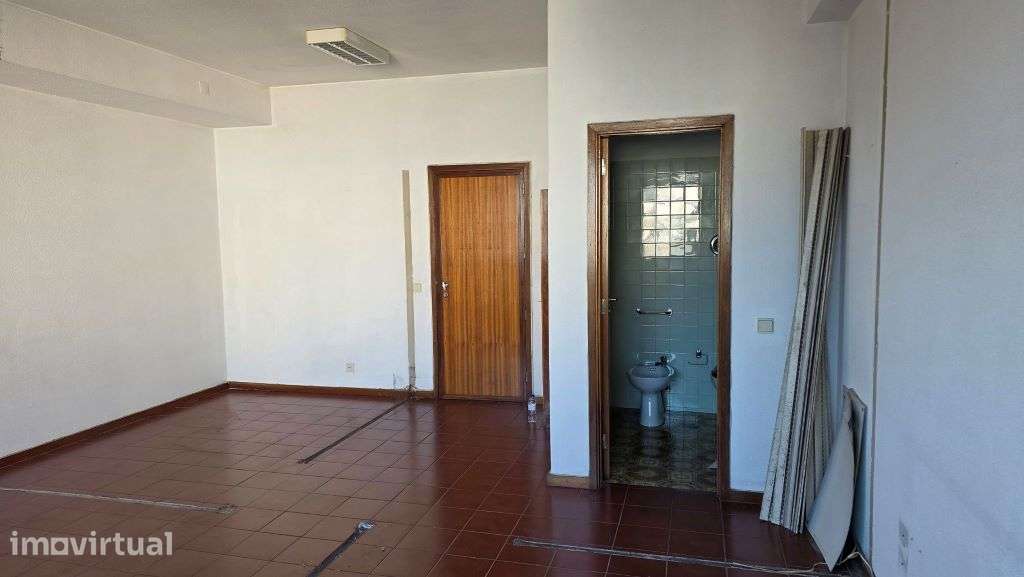 Escritório com 29 m2 à Câmara de Vila Nova de Gaia - Grande imagem: 5/10