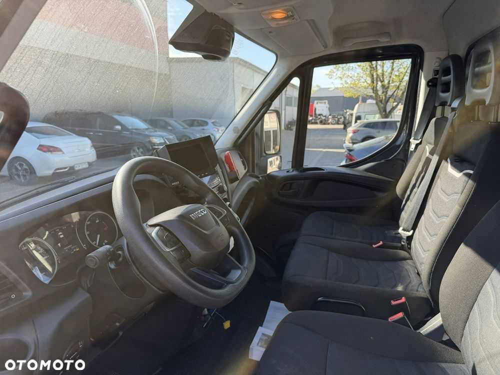 Iveco Daily 70C18 V H - 16