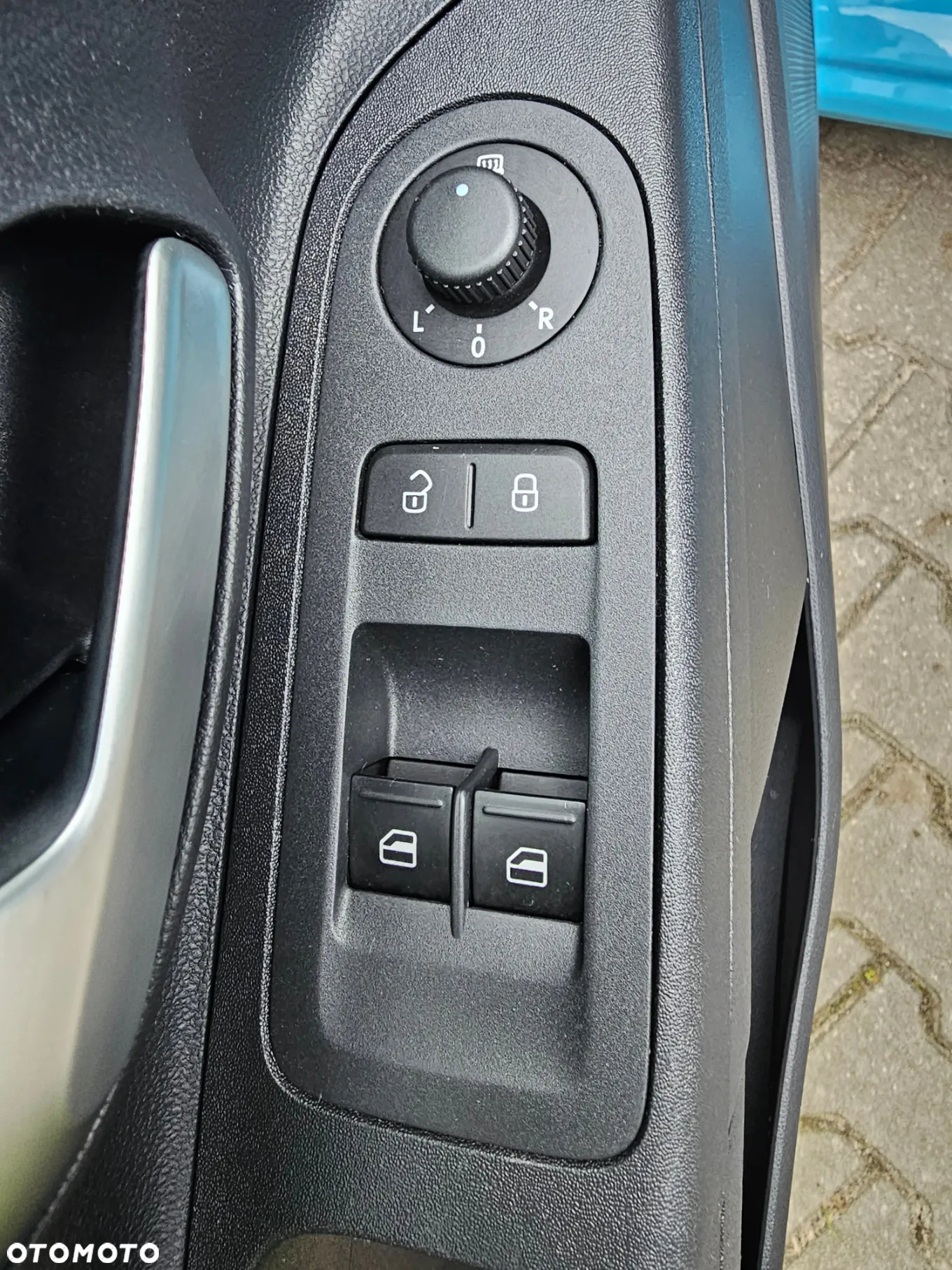 Volkswagen up! 1.0 high - 19