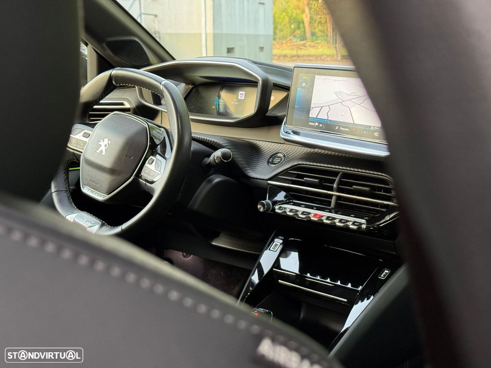 Peugeot e-208 50 kWh GT Line - 36