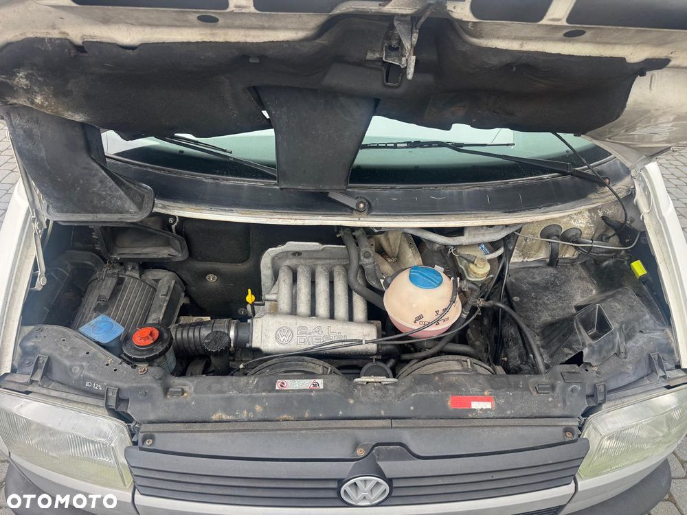 Volkswagen T4 Carthago - 17