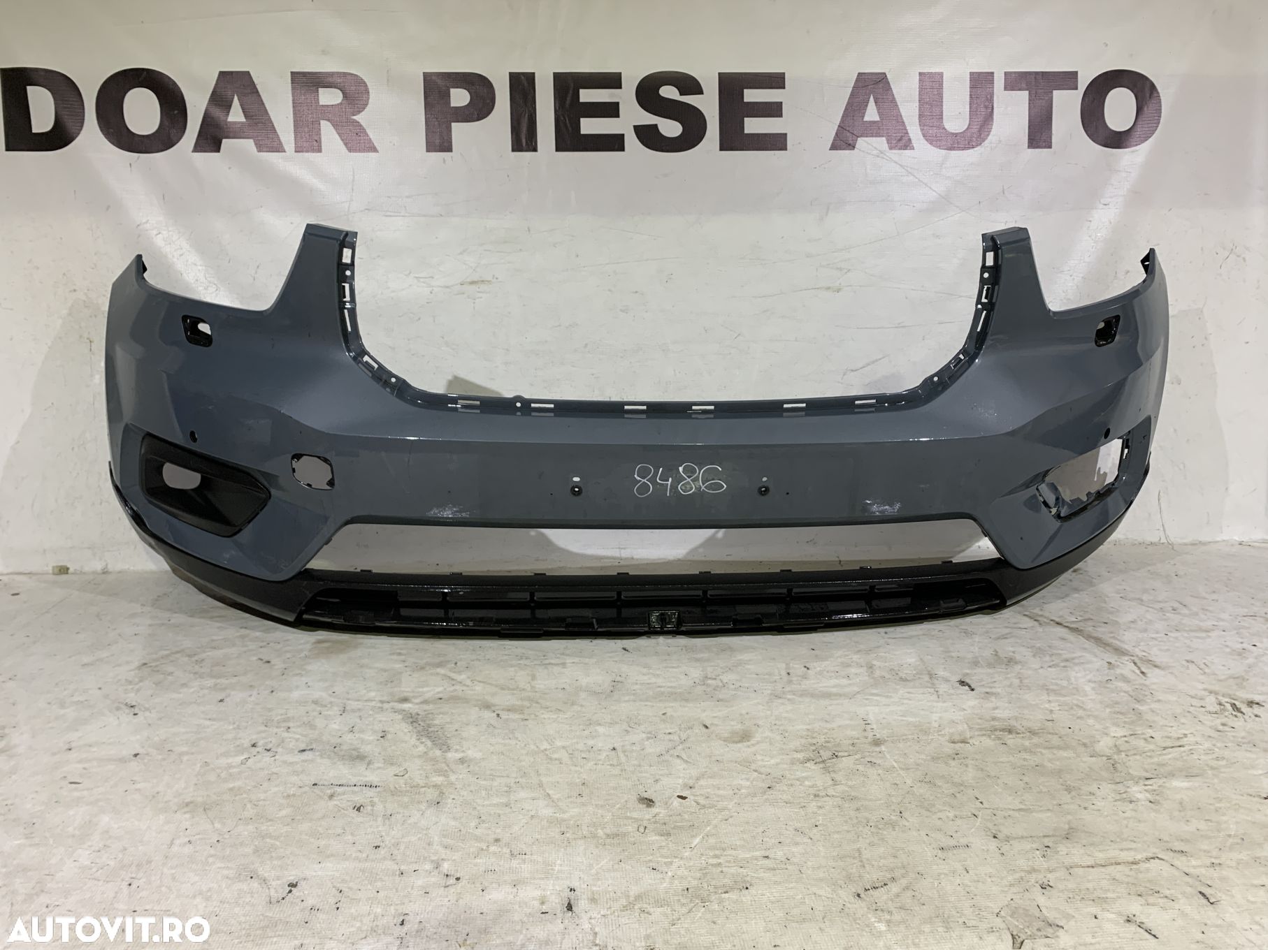 Bara fata Volvo XC40, 2018, 2019, 2020, 2021, 2022, 2023, cod origine OE 31449359, cu gauri pentru spalatori faruri. - 1
