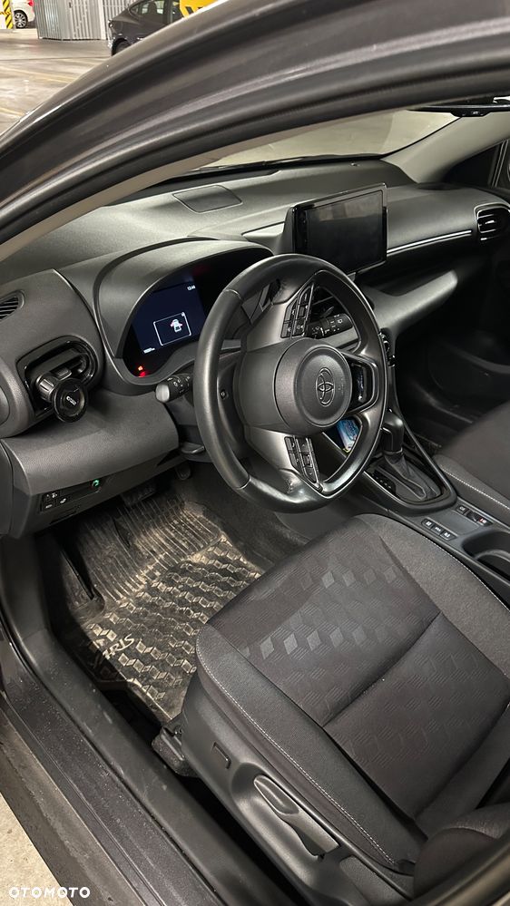 Toyota Yaris - 5