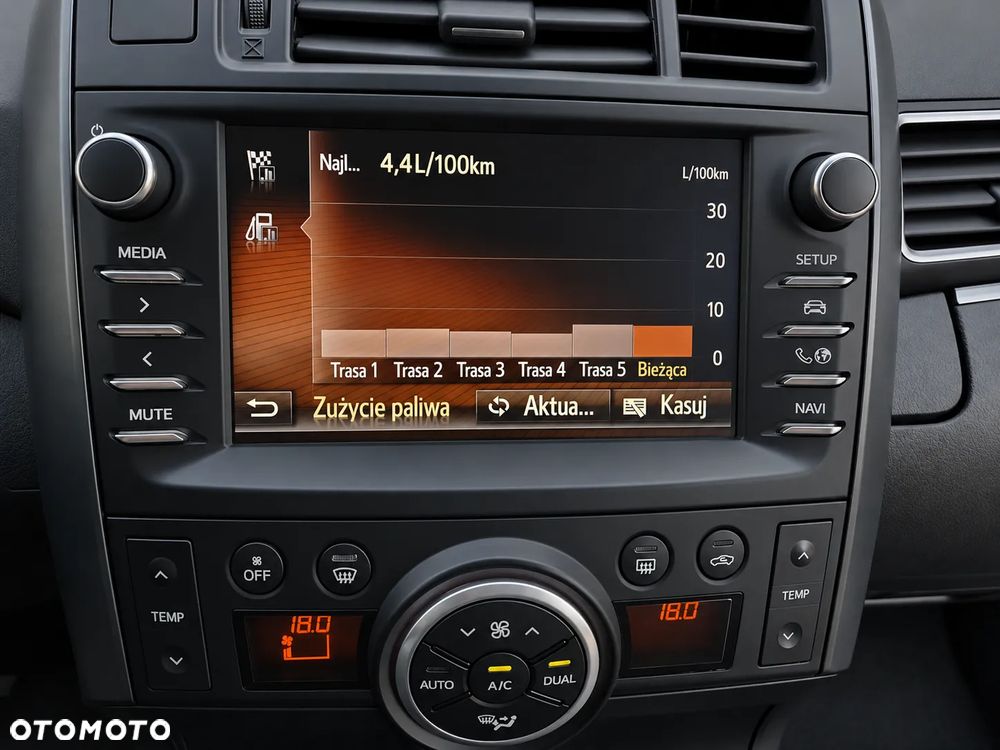 Toyota Verso 1.6 D-4D Premium 7os EU6 - 10