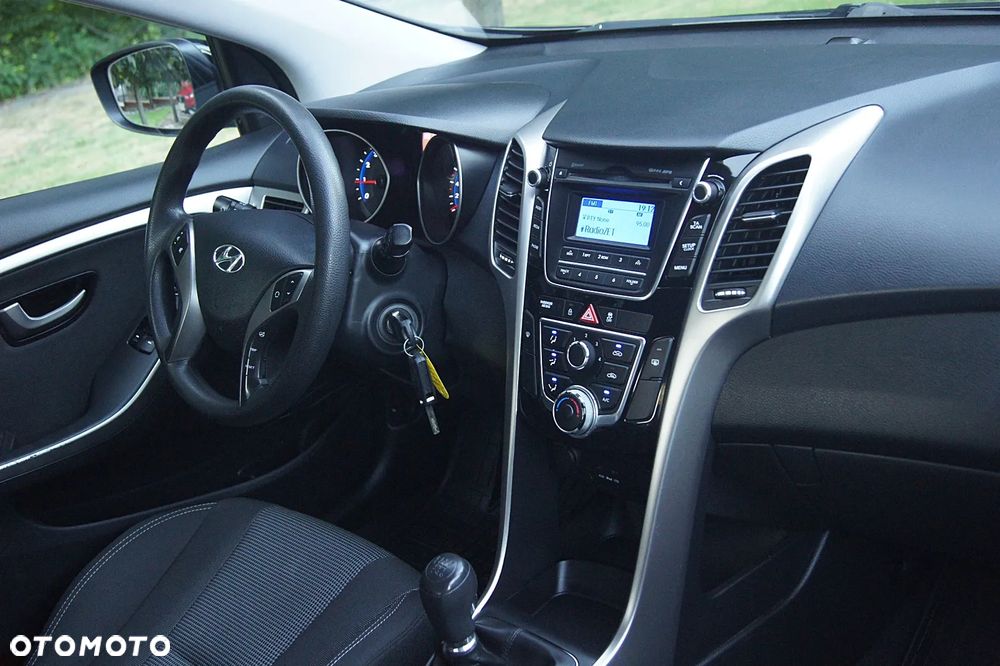 Hyundai i30 1.4 Trend - 17