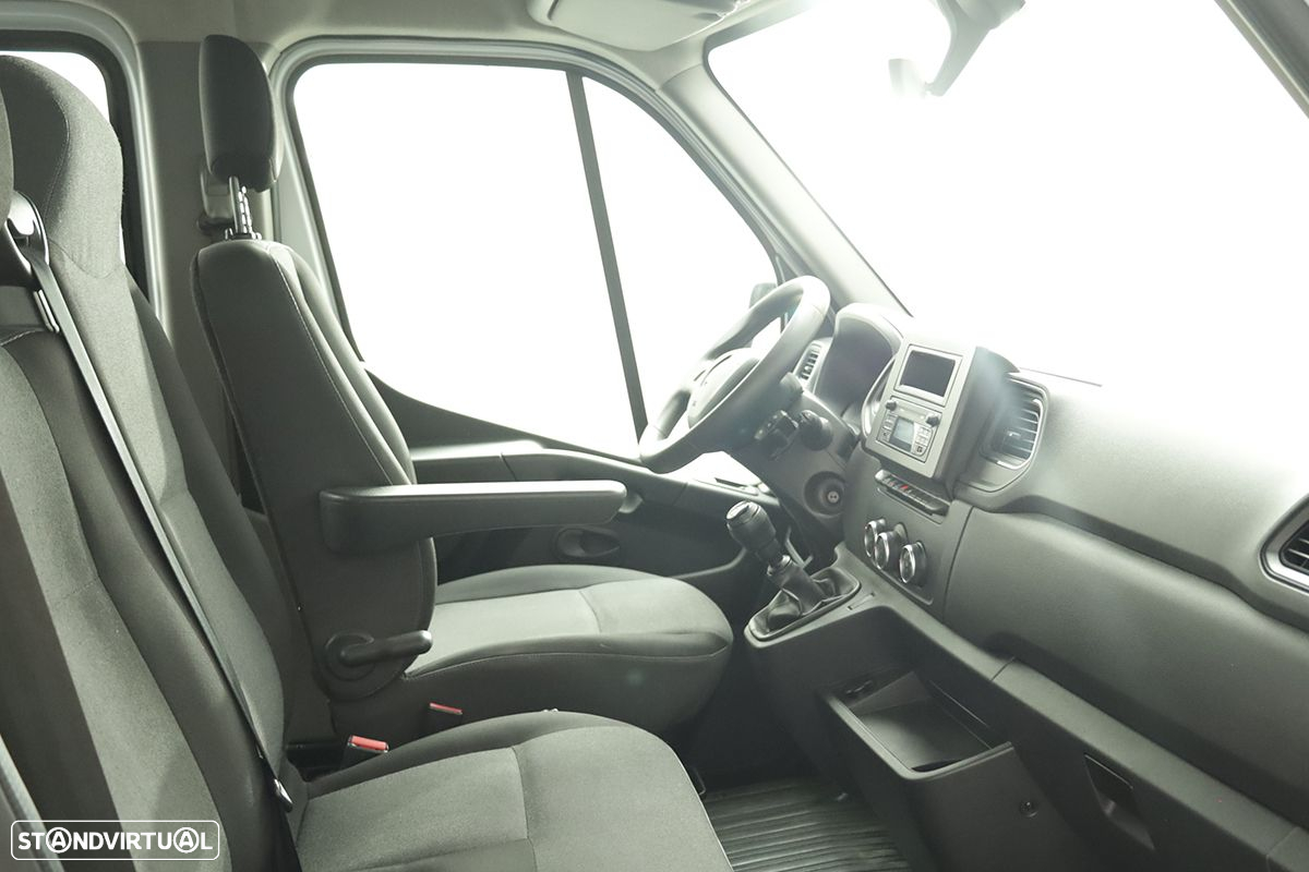 Renault master ver-2-3-dci-l3-3-5t-cd - 19