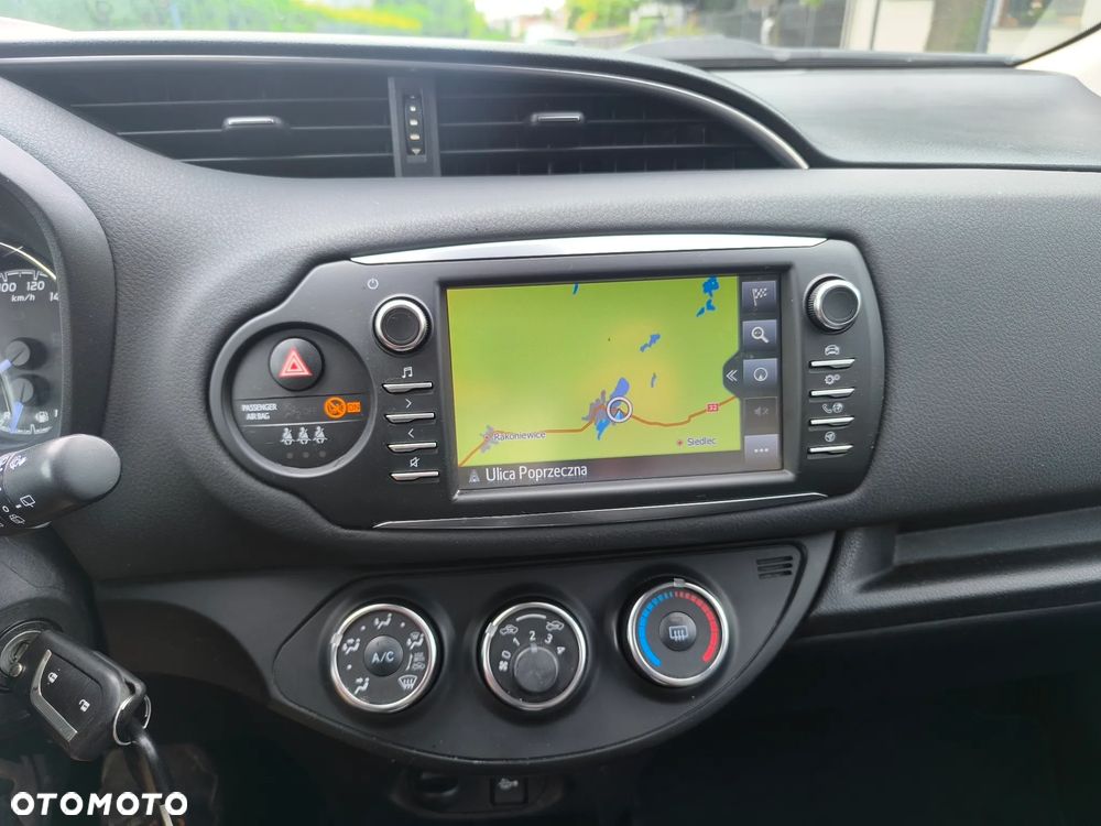 Toyota Yaris - 28