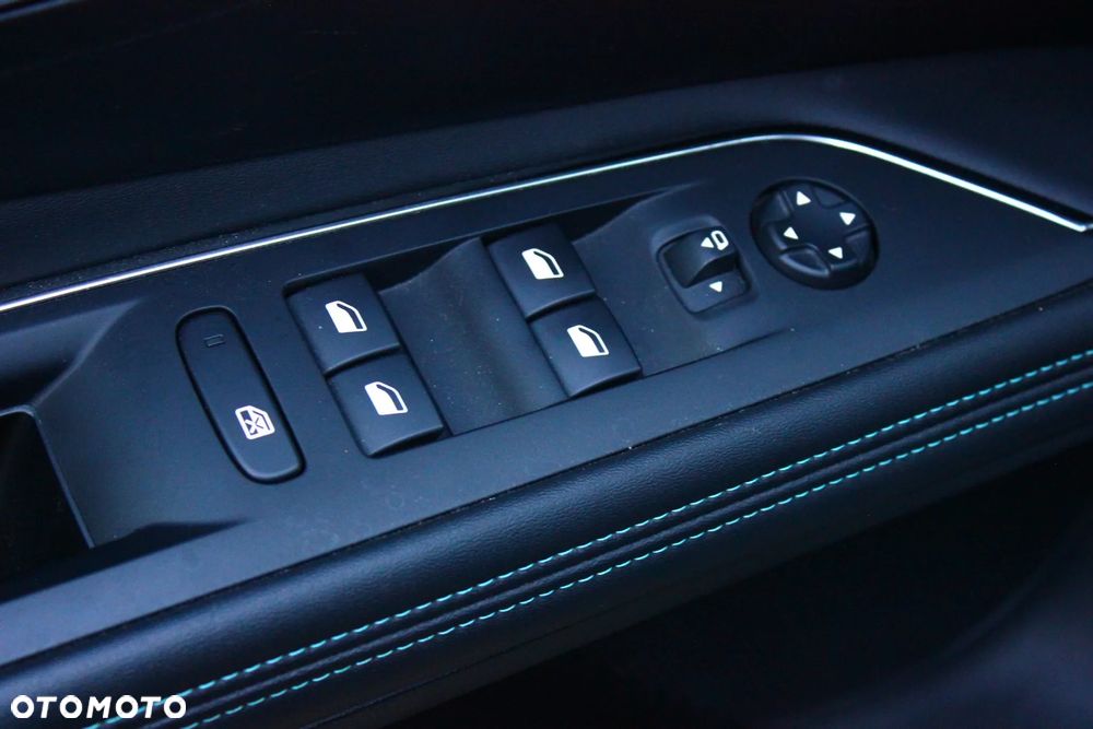 Peugeot 3008 BlueHDi 130 Stop & Start EAT8 Allure - 31