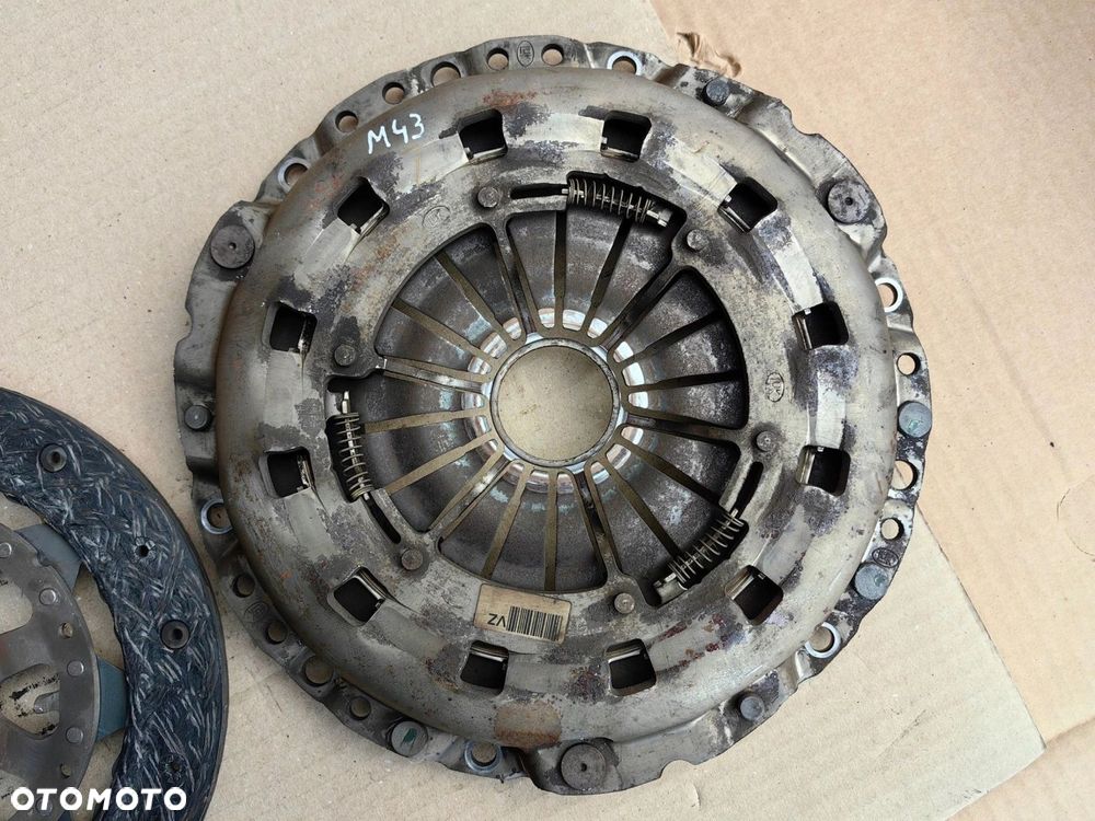 Sprzęgło BMW M43 1.6 1.8 1.9 benzyna 228mm dwumas tarcza docisk 7508409 - 7