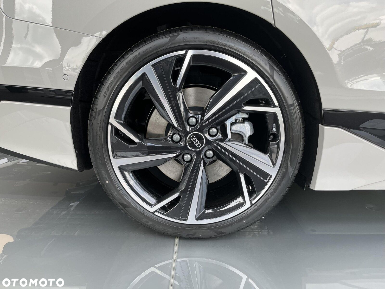 Audi A6 Sportback e-tron - 10