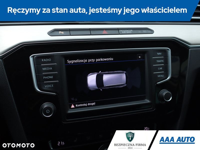 Volkswagen Passat Variant - 17