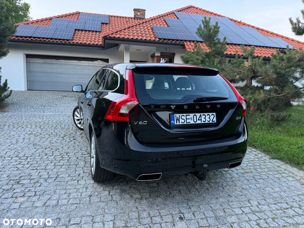 Volvo V60 D4 Drive-E R-Design Summum - 4