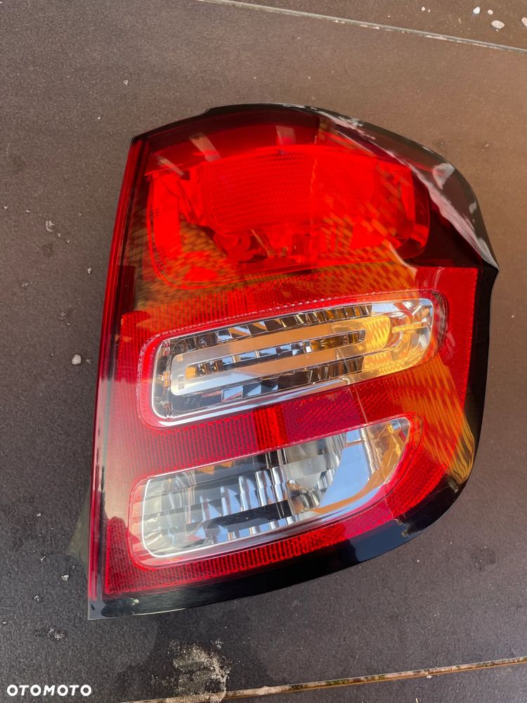 CITROEN C3 II 09- DS3 LAMPA TYŁ tylna prawa EZRC - 1