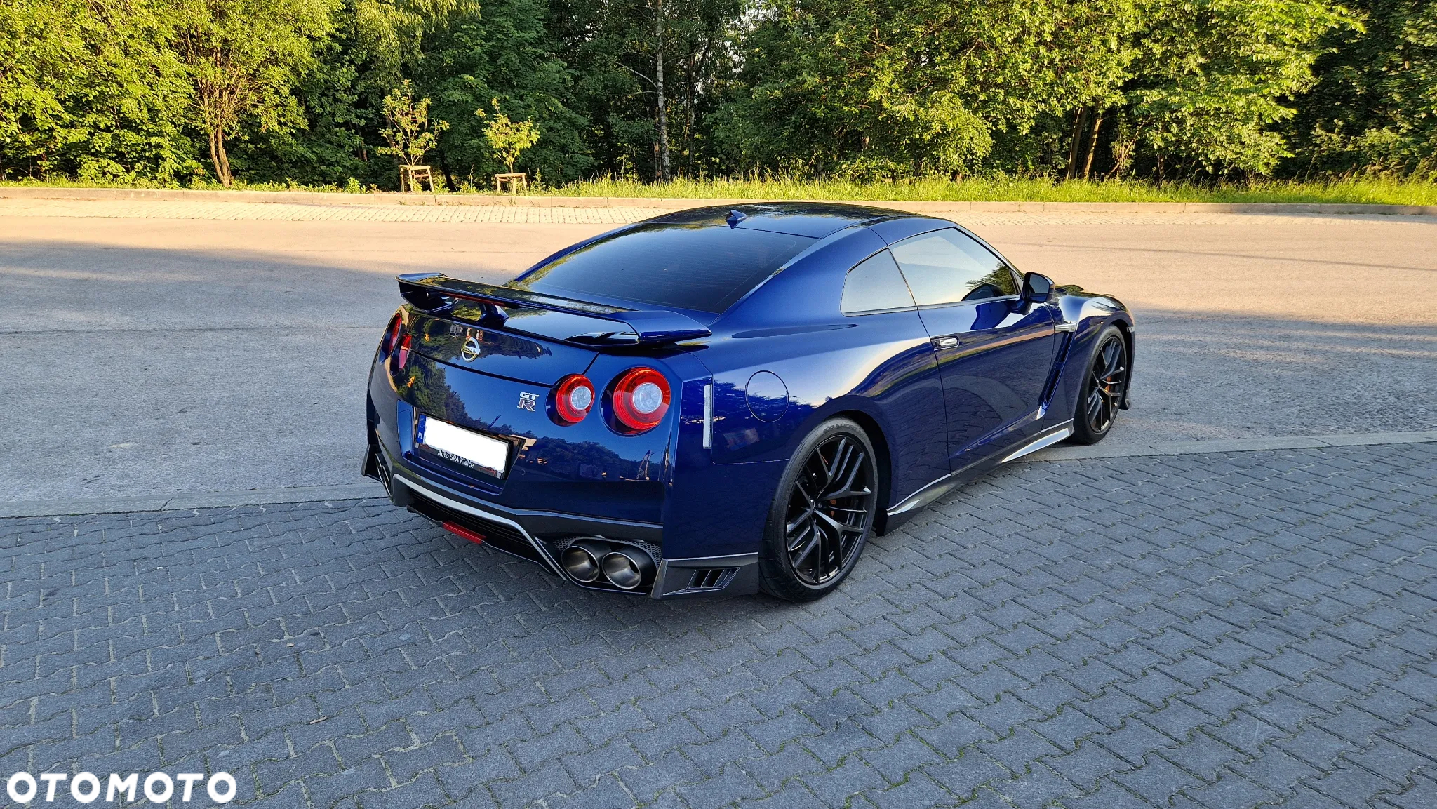 Nissan GT-R Prestige - 5