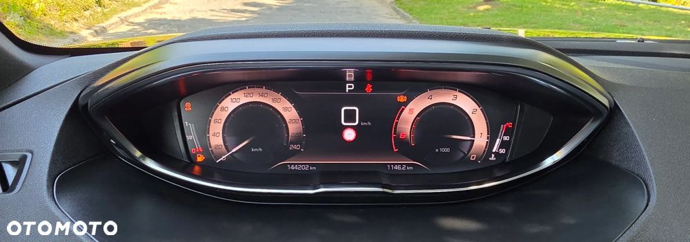 Peugeot 5008 BlueHDi 180 EAT8 GT Pack - 29