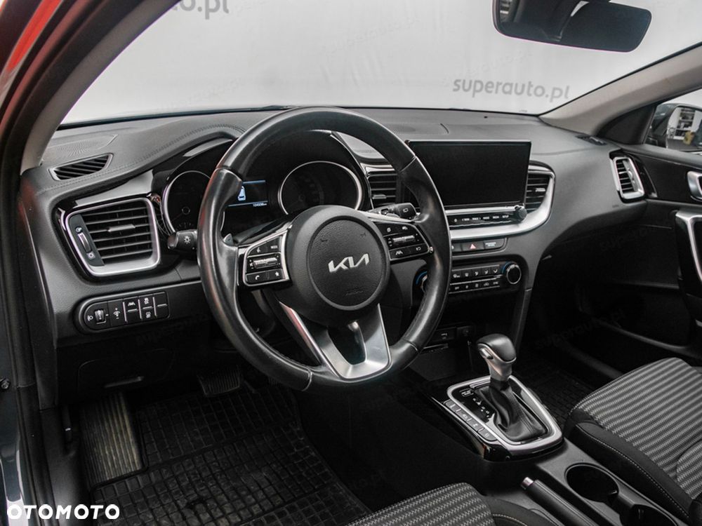Kia Ceed 1.5 T-GDI M DCT - 17