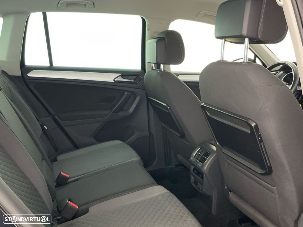 VW Tiguan 1.6 TDI Trendline - 23