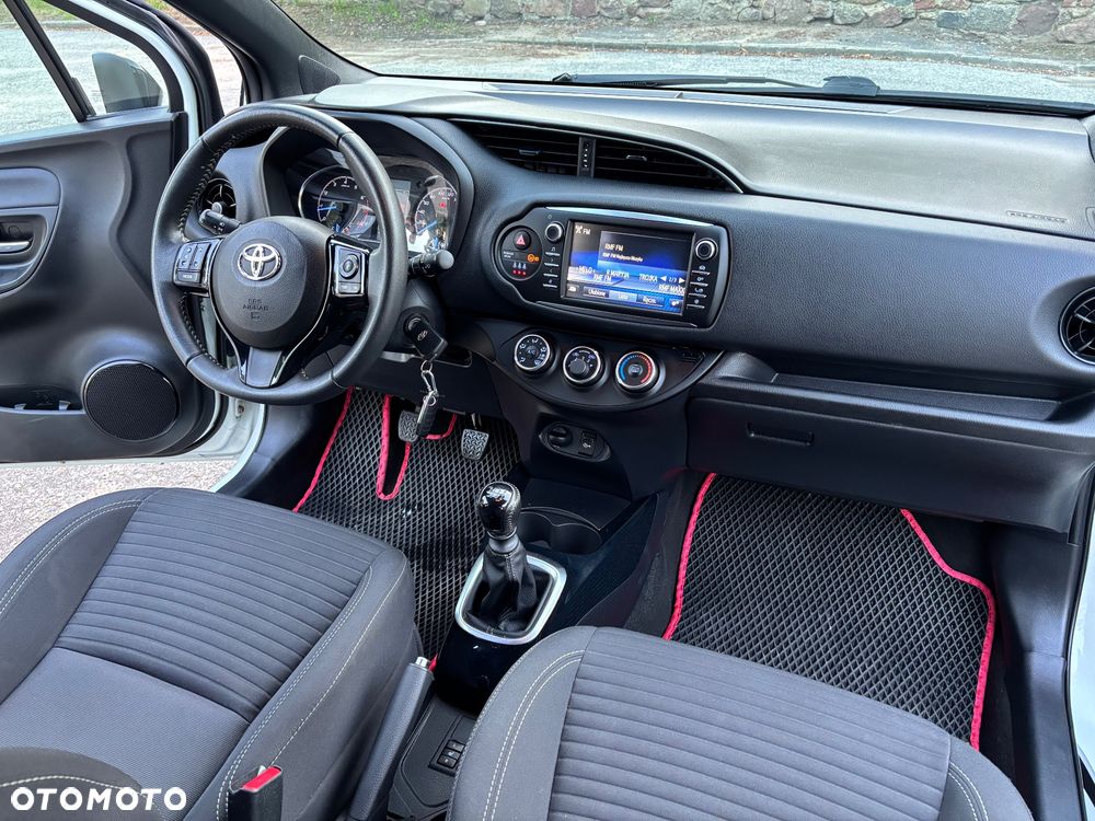 Toyota Yaris 1.5 Selection - 12