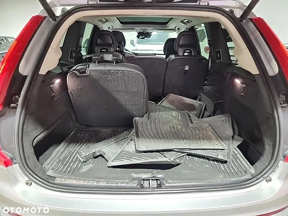 Volvo XC 90 T6 AWD Geartronic Momentum - 20