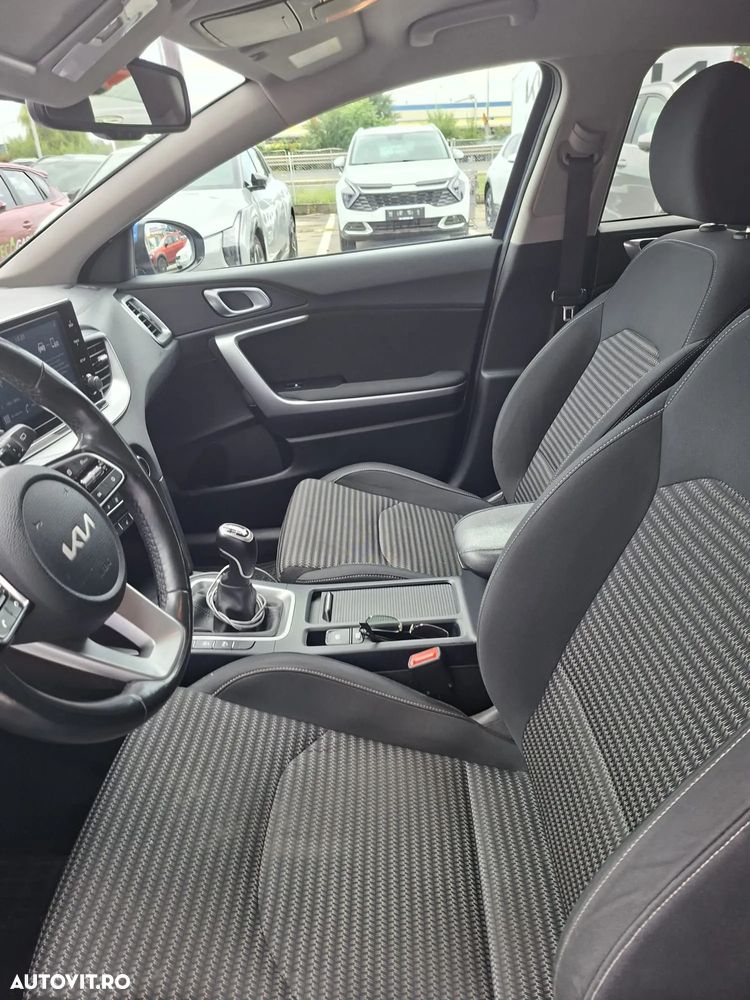 Kia XCeed 1.5 T-GDI 6MT City - 11