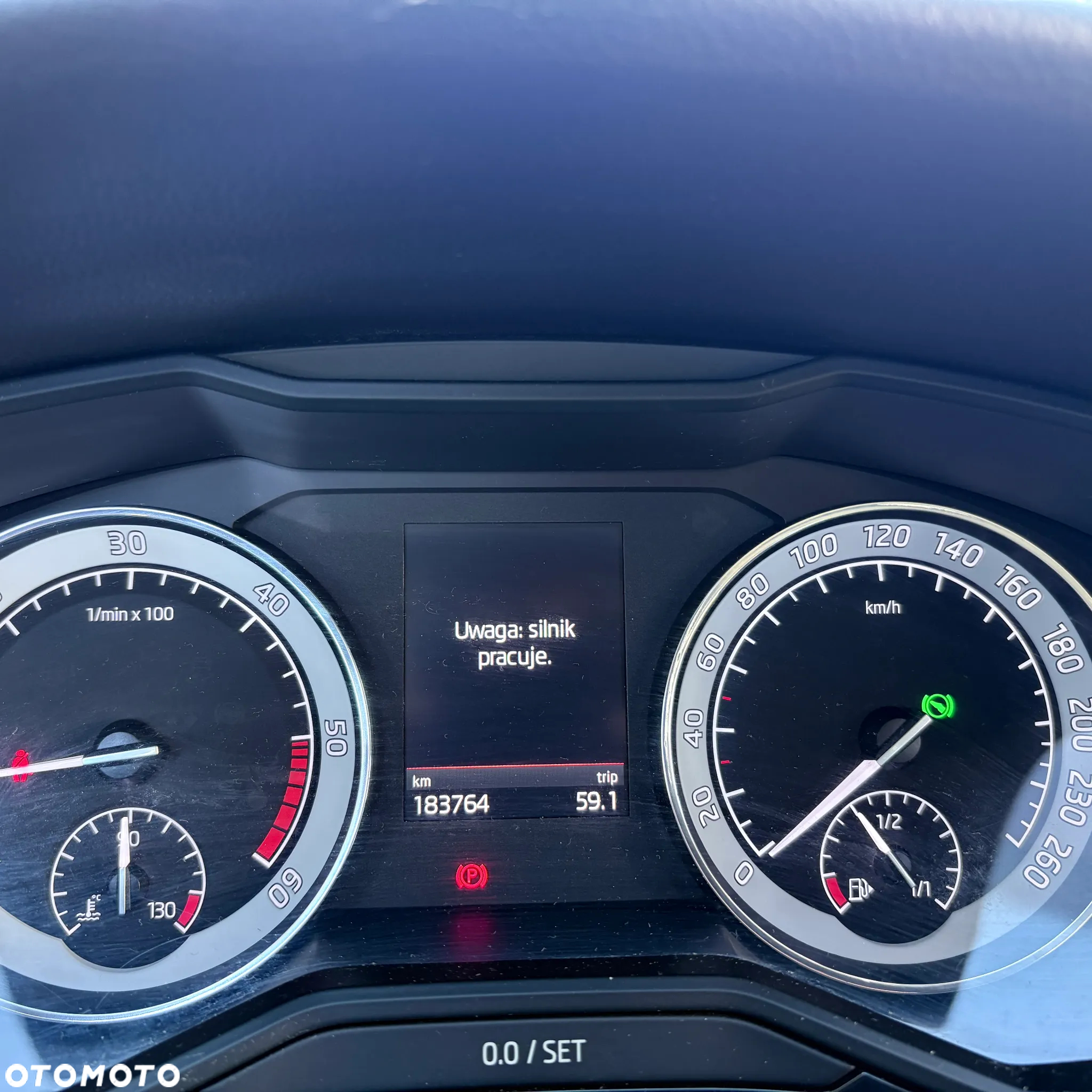 Skoda Superb 2.0 TDI L&K DSG - 10
