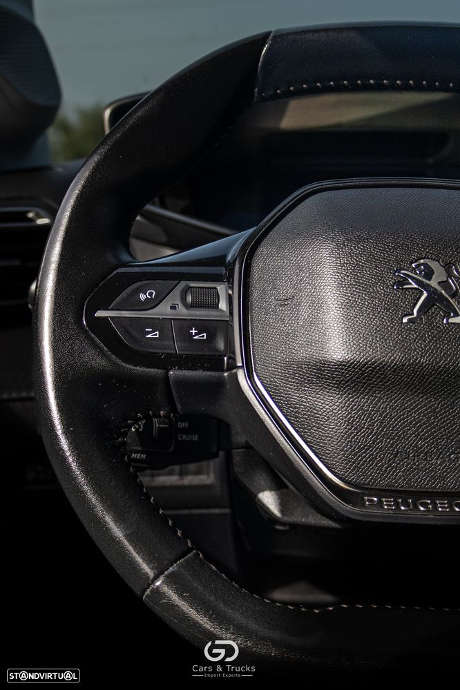 Peugeot 208 BlueHDi 100 Allure Pack - 22