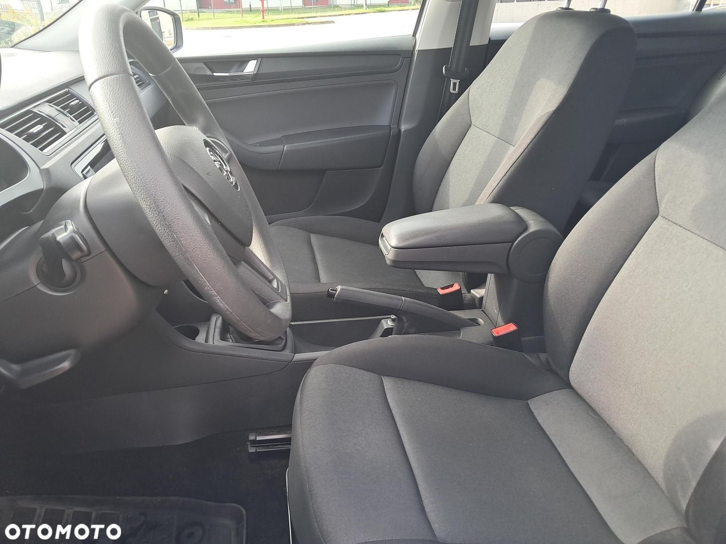 Skoda RAPID 1.6 TDI DPF Active - 13