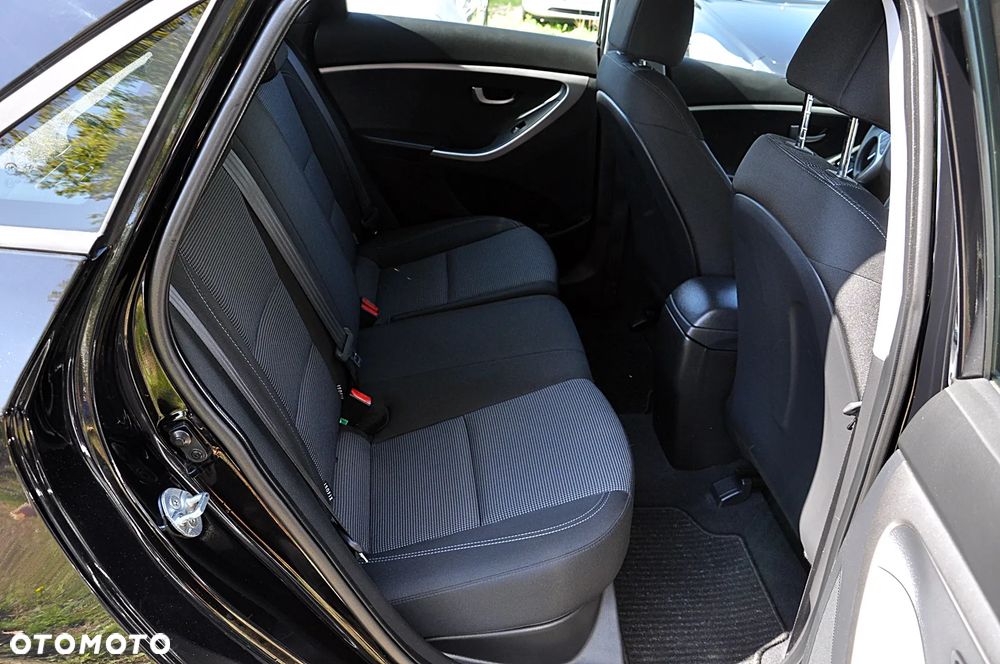 Hyundai i30 1.6 GDI Premium - 29