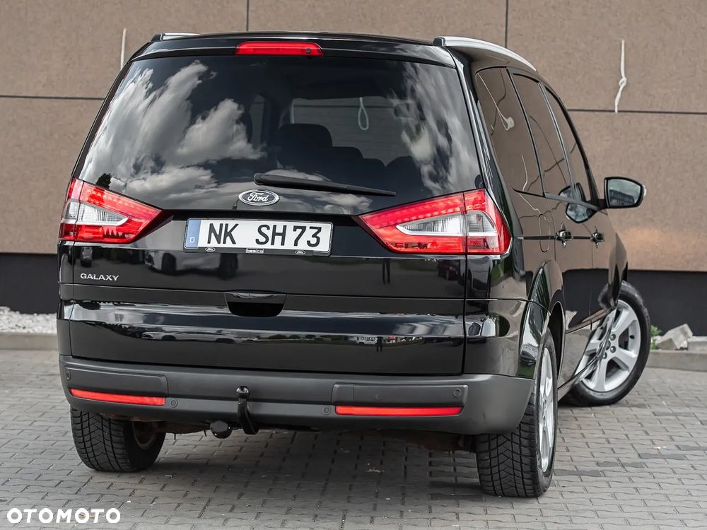 Ford Galaxy - 12