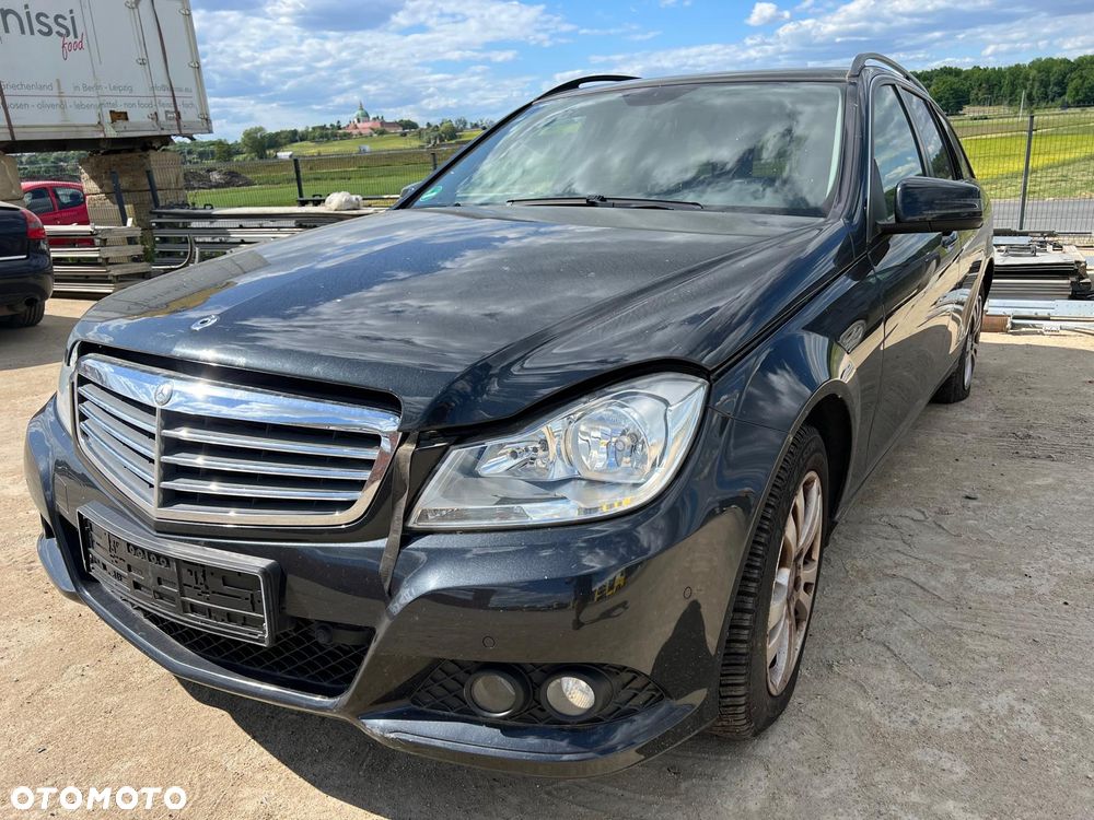 Mercedes C-klasa W204 Lift 2012 kombi C200 (183U) części zderzak maska błotnik klapa deska fotele drzwi lampy - 3