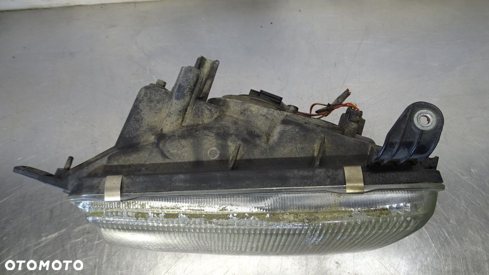 LAMPA LEWA PRZEDNIA SUBARU FORESTER I 2.0 - 2