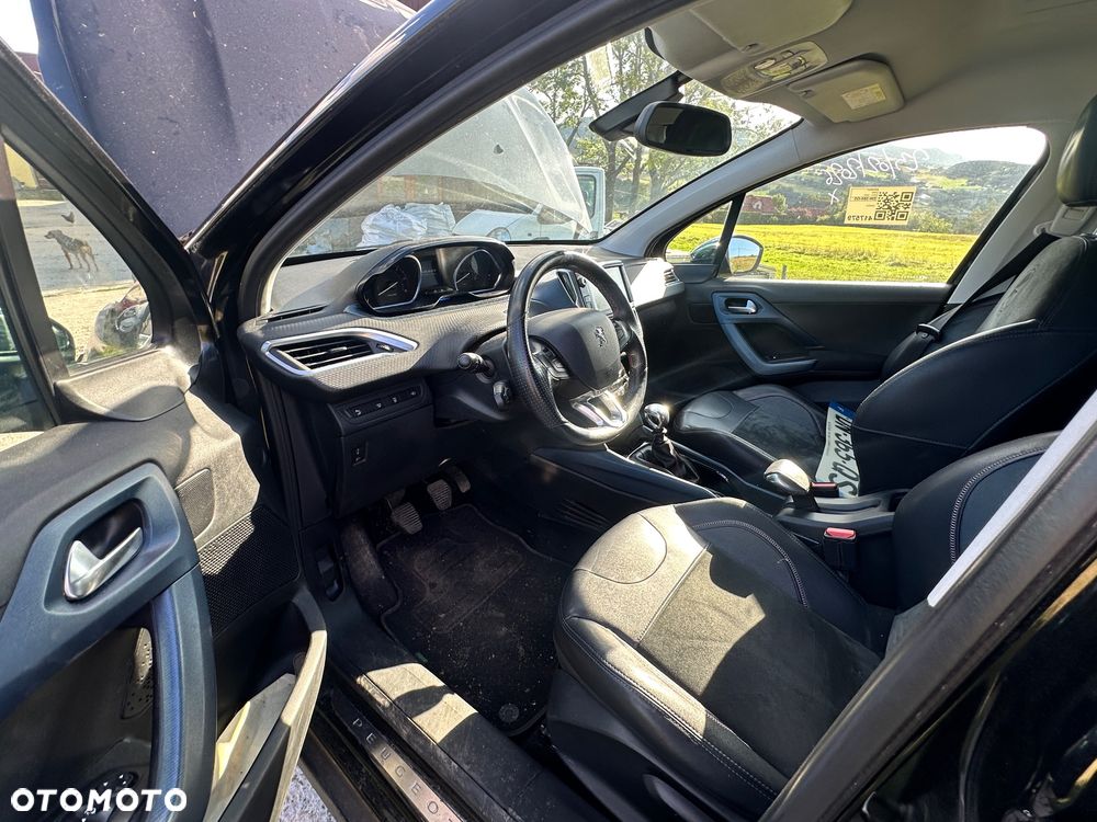 Peugeot 2008 1.6 BlueHDi Allure - 9
