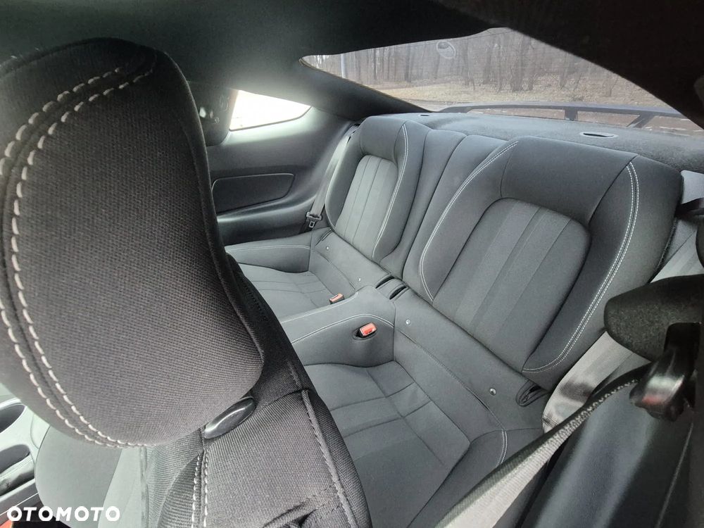 Ford Mustang - 11