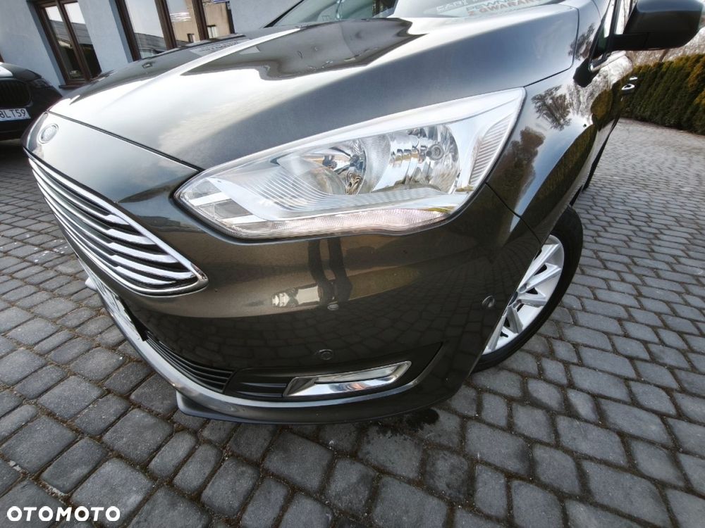 Ford Grand C-MAX - 19