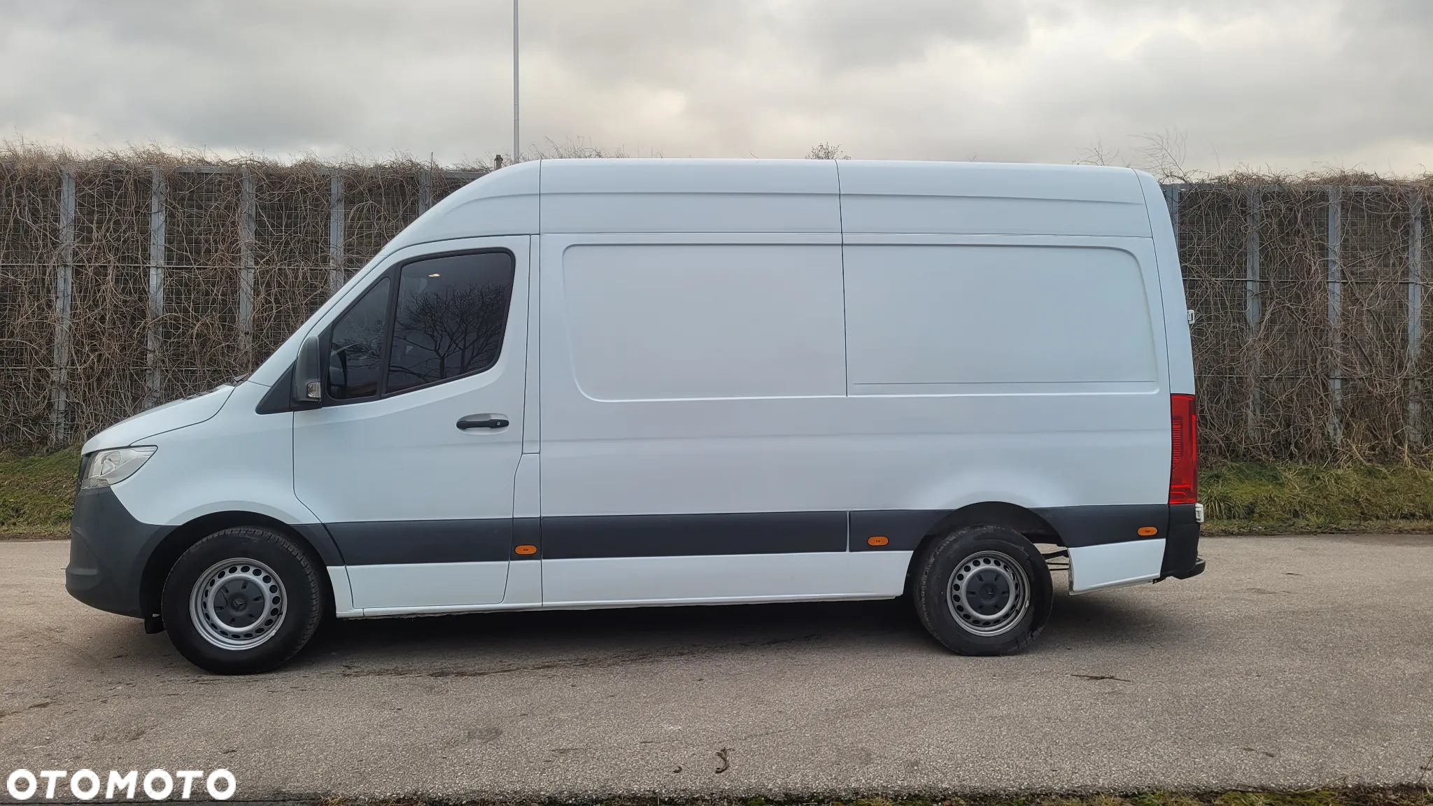 Mercedes-Benz Sprinter - 5
