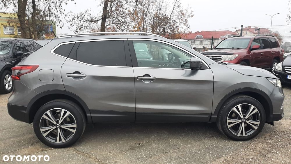 Nissan Qashqai 1.3 DIG-T TEKNA - 5
