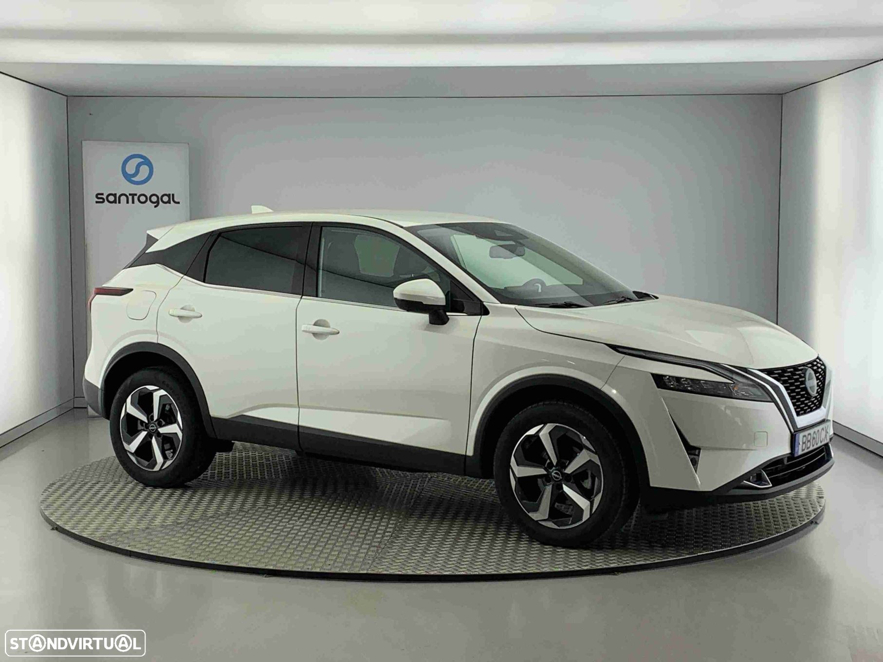 Nissan Qashqai 1.3 DIG-T N-Connecta LED - 1