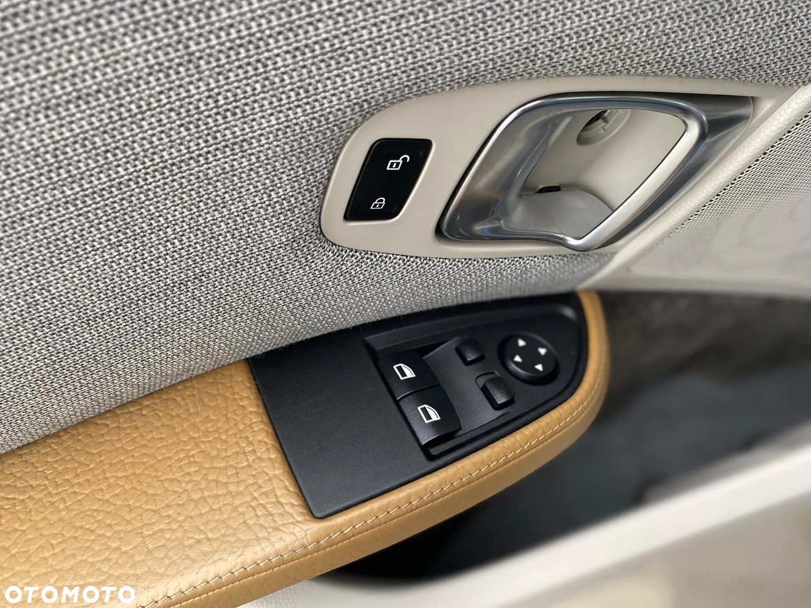 BMW i3 (60 Ah) - 16