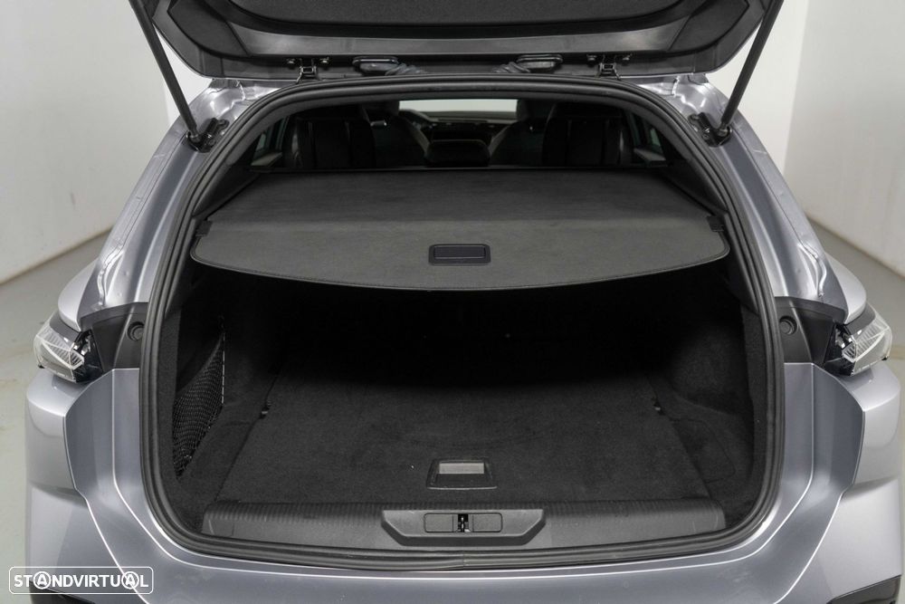 Peugeot 308 1.2 Hybrid GT e-DCS6 - 26