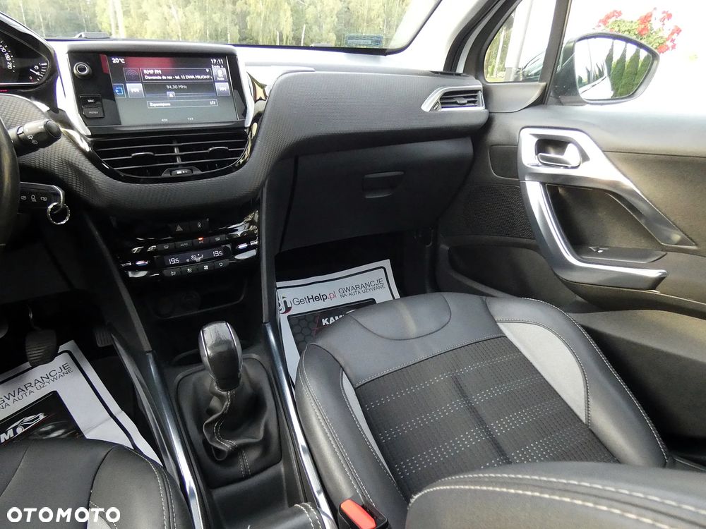 Peugeot 2008 1.6 VTi Style - 27