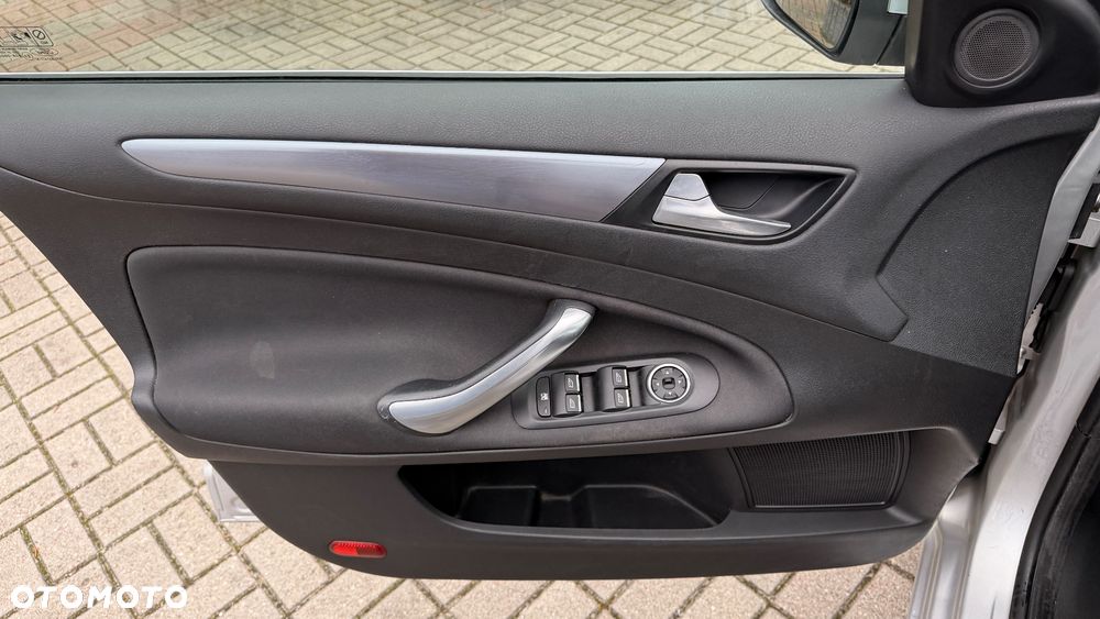 Ford Mondeo 2.0 TDCi Titanium - 10