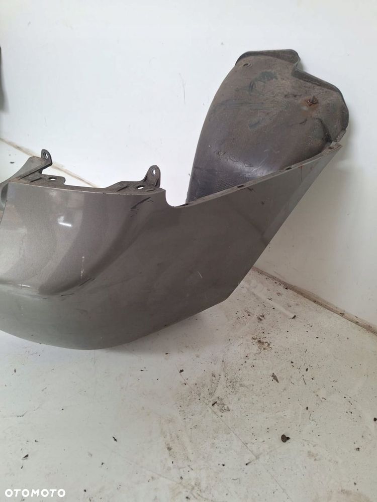 zderzak tyl tylny kia carens iii kolor im 2006- - 6