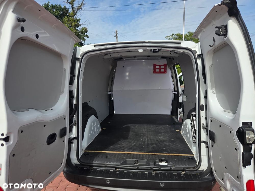 Renault KANGOO - 21