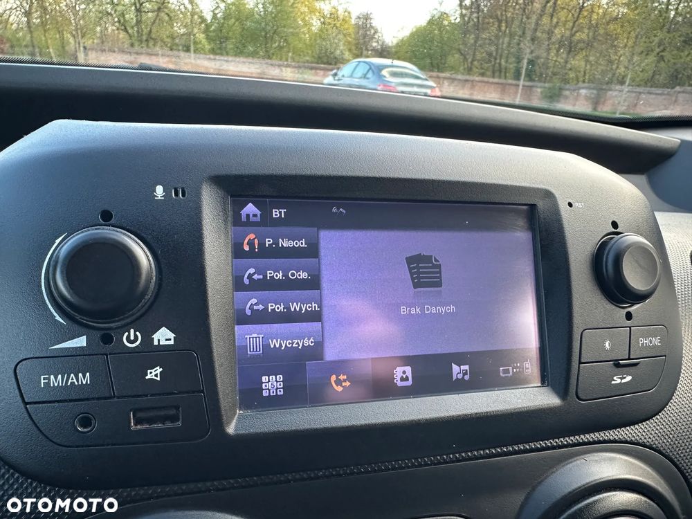 Fiat Fiorino Kombi 8V SX - 24