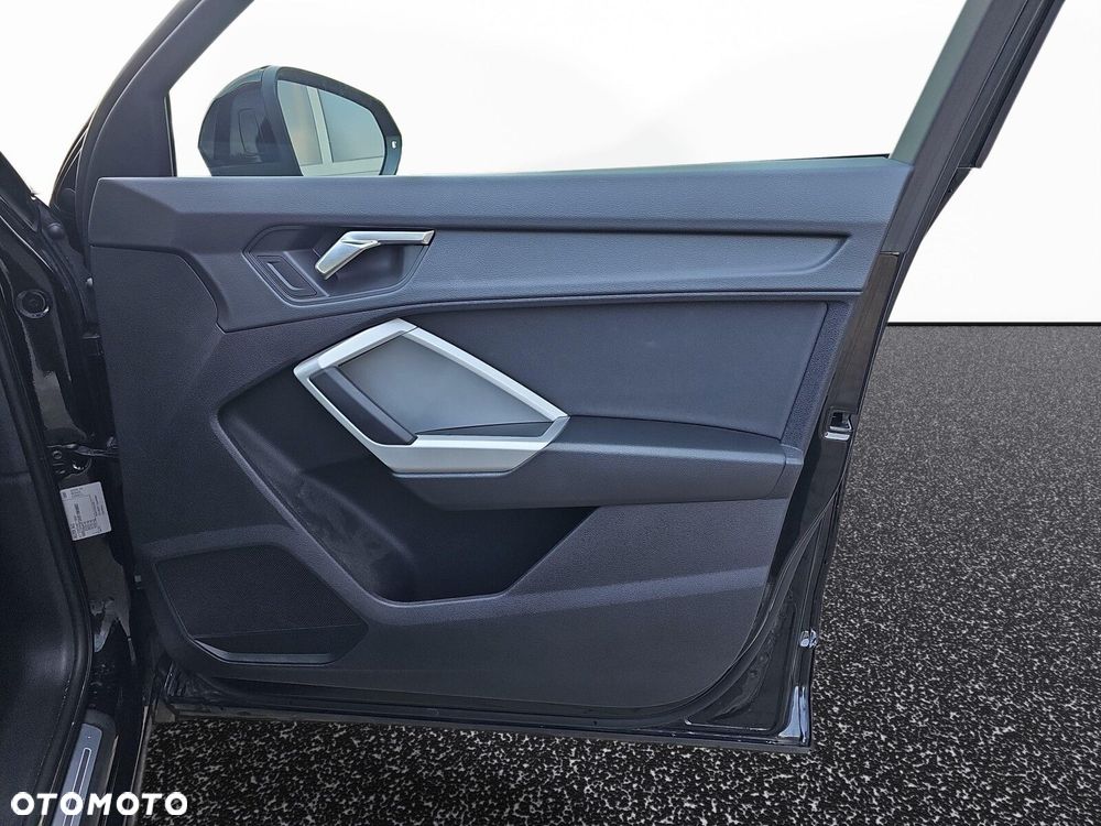 Audi Q3 35 TFSI mHEV S-Line S tronic - 20