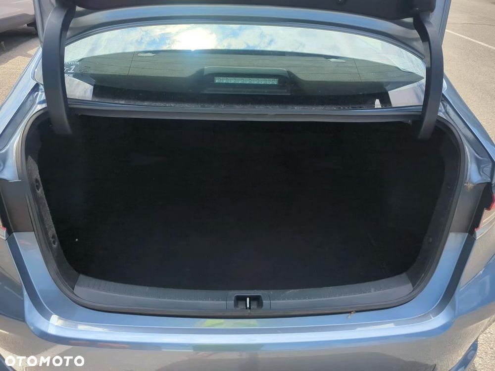 Toyota Corolla 1.5 Comfort - 10