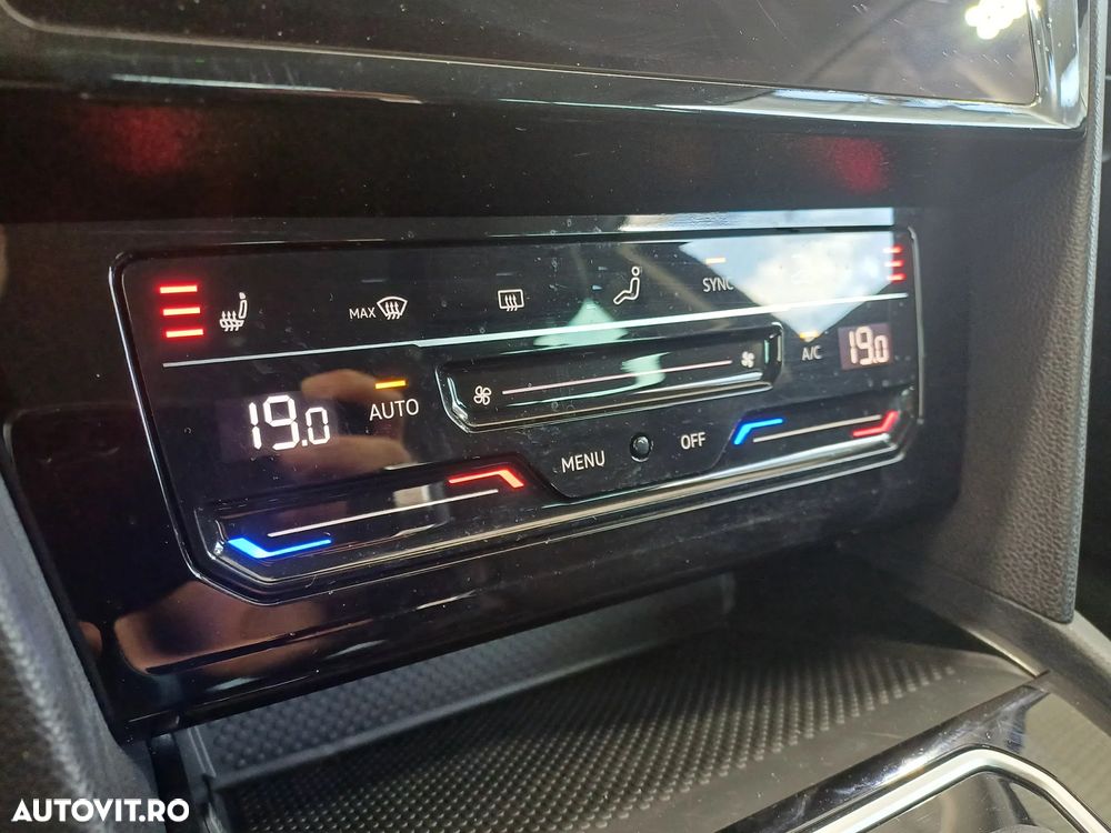 Volkswagen Passat 2.0 TDI DSG Highline - 18